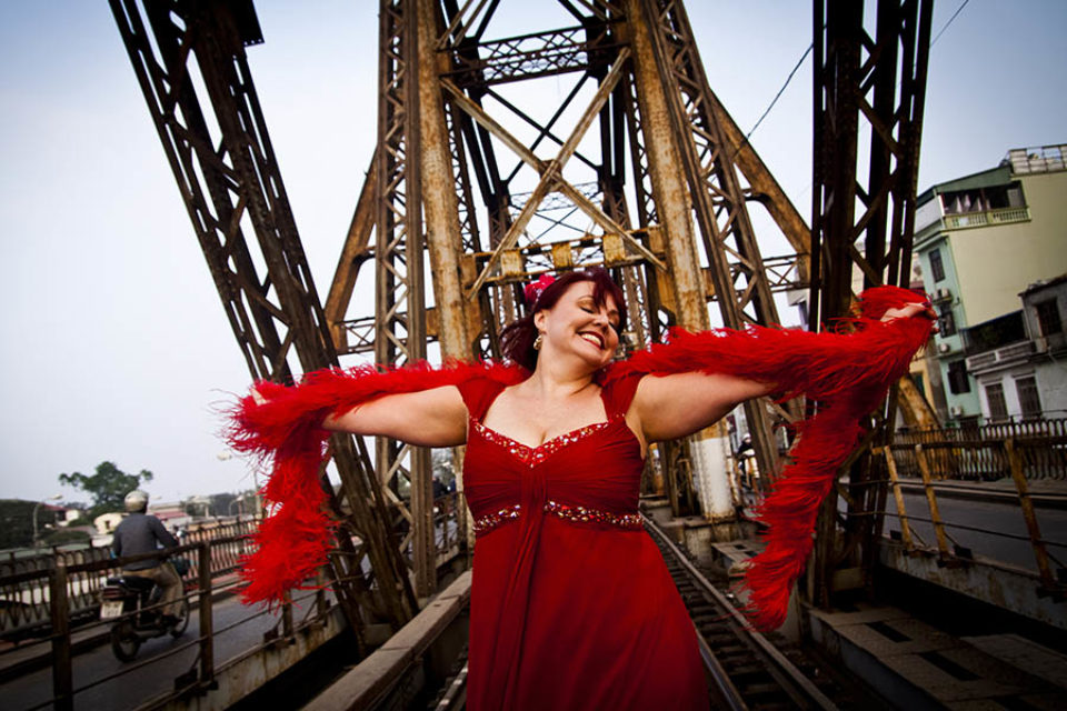 Happy bride on Long Bien Bridge