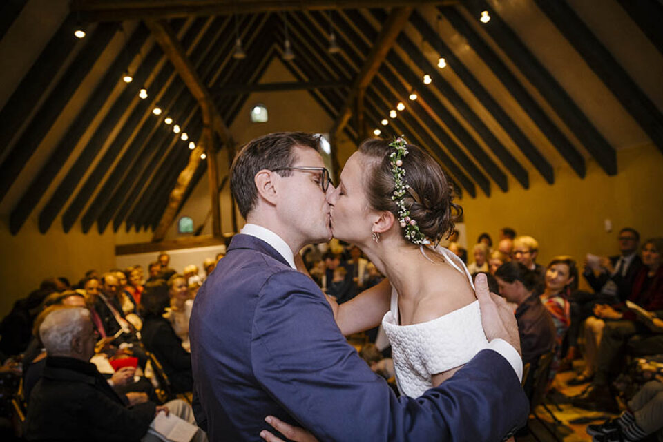 Newlyweds first kiss in chapel